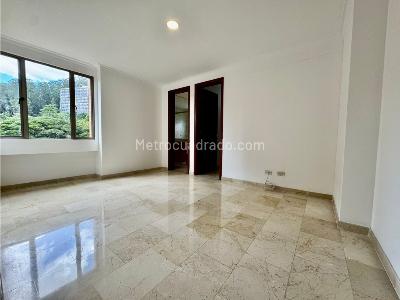Apartamento de 3 alcobas en venta en Las Palmas, Medellín, 159 m² · foto 15 de 17