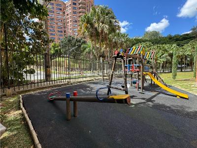 Apartamento de 3 alcobas en venta en Las Palmas, Medellín, 159 m² · foto 17 de 17