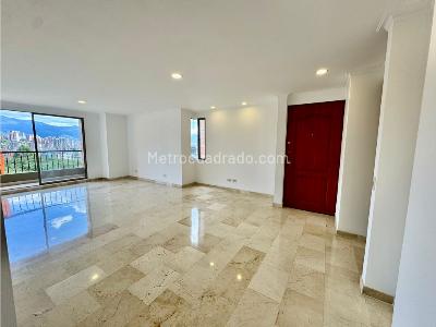 Apartamento de 3 alcobas en venta en Las Palmas, Medellín, 159 m² · foto 2 de 17