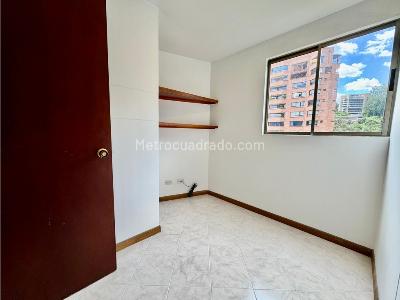 Apartamento de 3 alcobas en venta en Las Palmas, Medellín, 159 m² · foto 5 de 17