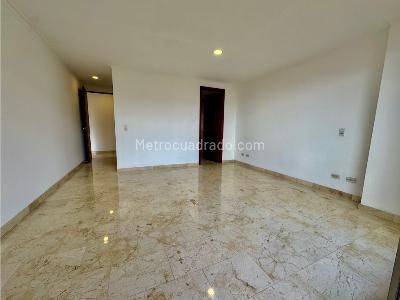 Apartamento de 3 alcobas en venta en Las Palmas, Medellín, 159 m² · foto 7 de 17