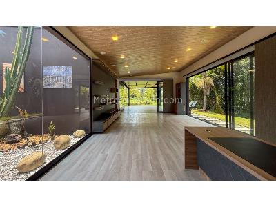 Casa de 3 alcobas en venta en Llanogrande, Rionegro, 1875 m² · foto 2 de 20