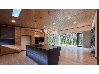 Casa de 3 alcobas en venta en Llanogrande, Rionegro, 1875 m² · foto 3 de 20