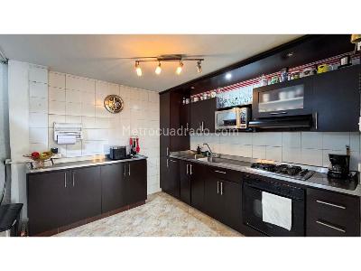 Casa de 4 alcobas en venta en Laureles, Medellín, 235 m² · foto 13 de 20