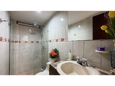 Casa de 4 alcobas en venta en Laureles, Medellín, 235 m² · foto 16 de 20
