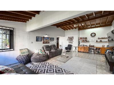 Casa de 4 alcobas en venta en Laureles, Medellín, 235 m² · foto 6 de 20