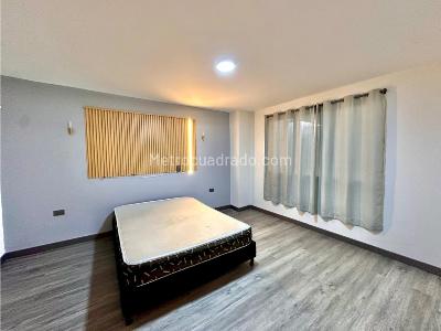 Apartamento de 4 alcobas en venta en Laureles, Medellín, 158 m² · foto 15 de 20