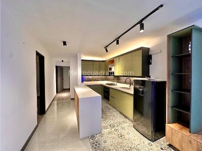 Apartamento de 4 alcobas en venta en Laureles, Medellín, 158 m² · foto 3 de 20