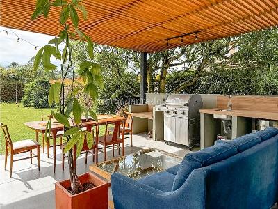 Casa de 4 alcobas en venta en Llanogrande, Rionegro, 1675 m² · foto 13 de 20