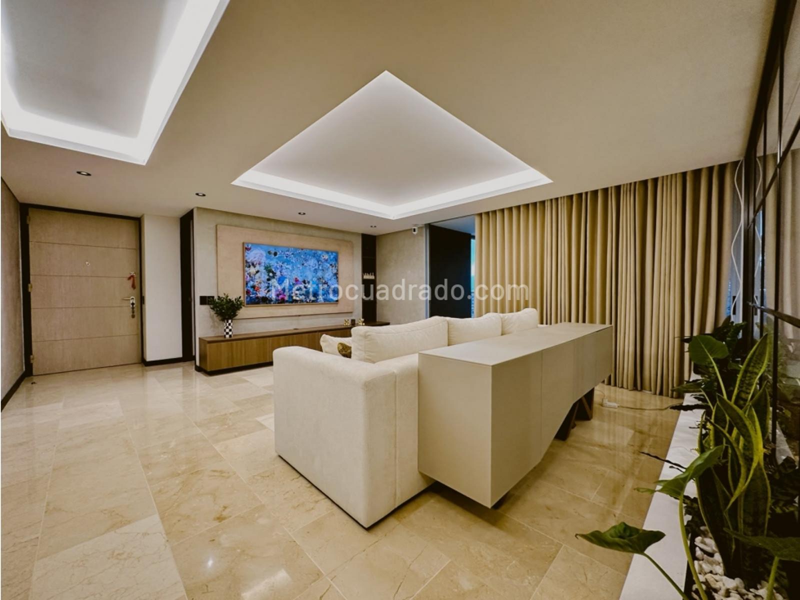 Apartamento de 3 habitaciones en venta en Poblado, Medellín — imagen 1 de 20