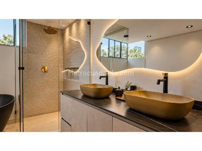 Apartamento de 3 alcobas en venta en El Poblado, Medellín, 267 m² · foto 16 de 20