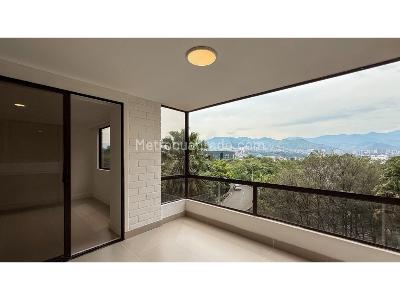 Apartamento de 4 alcobas en venta en El Poblado, Medellín, 150 m² · foto 3 de 20
