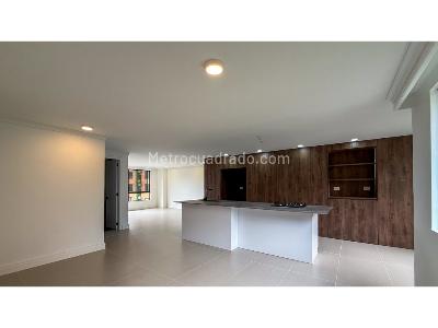 Apartamento de 4 alcobas en venta en El Poblado, Medellín, 150 m² · foto 9 de 20