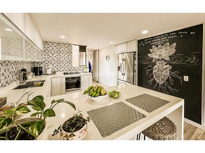 Apartamento de 4 alcobas en venta en El Poblado, Medellín, 241 m² · foto 9 de 20