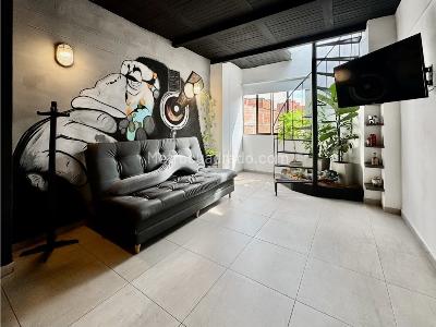 Apartamento de 1 alcoba en venta en Laureles, Medellín, 80 m² · foto 6 de 10
