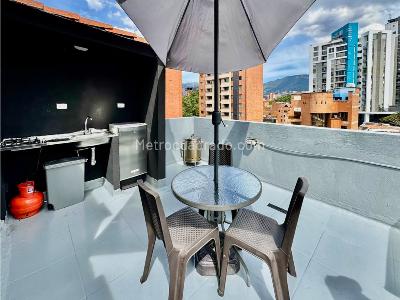 Apartamento de 1 alcoba en venta en Laureles, Medellín, 80 m² · foto 8 de 10