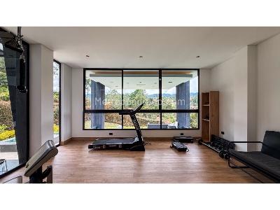 Casa de 3 alcobas en venta en Las Palmas, Medellín, 1531 m² · foto 16 de 20