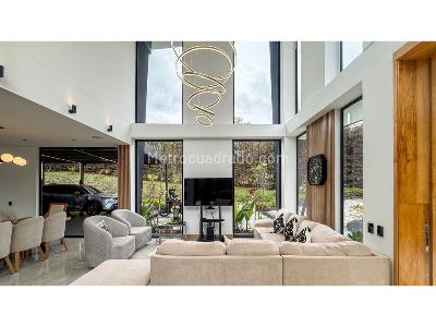Casa de 3 alcobas en venta en Las Palmas, Medellín, 1531 m² · foto 4 de 20