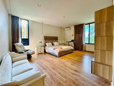 Casa de 3 alcobas en venta en Escoberos, Envigado, 520 m² · foto 3 de 20