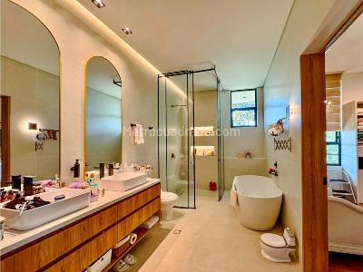 Casa de 3 alcobas en venta en Escoberos, Envigado, 520 m² · foto 8 de 20