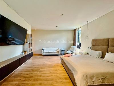 Casa de 3 alcobas en venta en Escoberos, Envigado, 520 m² · foto 10 de 20