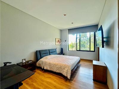 Casa de 3 alcobas en venta en Escoberos, Envigado, 520 m² · foto 16 de 20