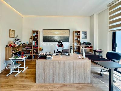 Casa de 3 alcobas en venta en Escoberos, Envigado, 520 m² · foto 17 de 20