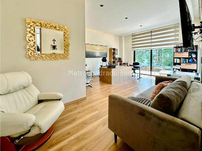Casa de 3 alcobas en venta en Escoberos, Envigado, 520 m² · foto 19 de 20