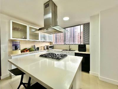 Apartamento en venta en El Poblado, Medellín · foto 12 de 20