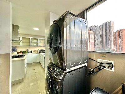 Apartamento en venta en El Poblado, Medellín · foto 14 de 20