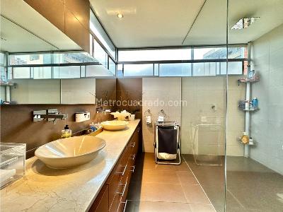 Apartamento en venta en El Poblado, Medellín · foto 18 de 20