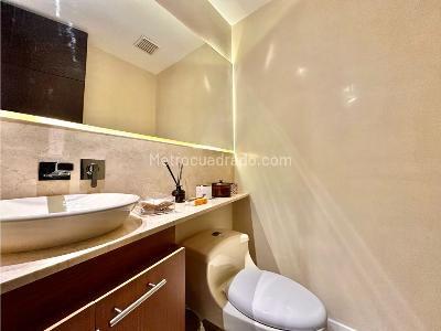 Apartamento en venta en El Poblado, Medellín · foto 4 de 20