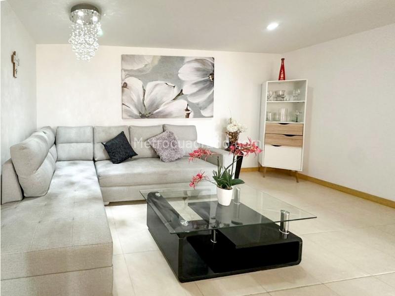 Apartamento en Arriendo, Sabaneta, Medellín