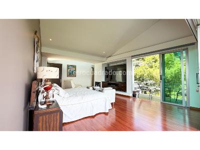 Casa de 3 alcobas en venta en El Poblado, Medellín · foto 12 de 20