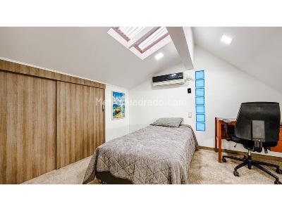 Casa de 3 alcobas en arriendo en Los Balsos, Medellín, 260 m² · foto 2 de 20