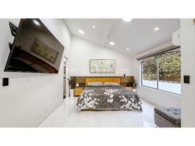 Casa de 3 alcobas en arriendo en Los Balsos, Medellín, 260 m² · foto 7 de 20