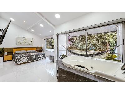 Casa de 3 alcobas en arriendo en Los Balsos, Medellín, 260 m² · foto 11 de 20