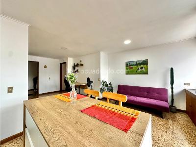 Apartaestudio en arriendo en El Poblado, Medellín, 80 m² · foto 1 de 14