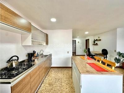 Apartaestudio en arriendo en El Poblado, Medellín, 80 m² · foto 3 de 14