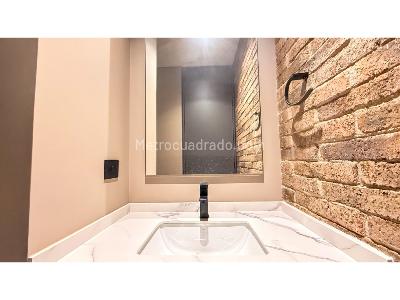 Apartamento de 2 alcobas en venta en El Poblado, Medellín, 126 m² · foto 3 de 20