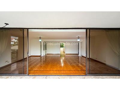 Apartamento de 3 alcobas en venta en La Florida, Medellín, 217 m² · foto 4 de 20