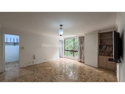 Apartamento de 3 alcobas en venta en La Florida, Medellín, 217 m² · foto 9 de 20