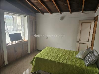 Apartamento de 4 alcobas en venta en Laureles, Medellín, 137 m² · foto 16 de 20