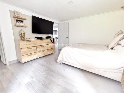 Apartamento en venta en Castropol, Medellín · foto 10 de 20