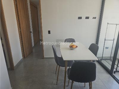 Apartamento de 2 alcobas en venta en Restrepo Naranjo, Sabaneta, 48 m² · foto 2 de 20