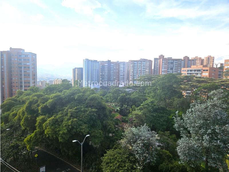 Apartamento Amoblado en Arriendo de 2 Alcobas en Loma del Chocho, Envigado - 6