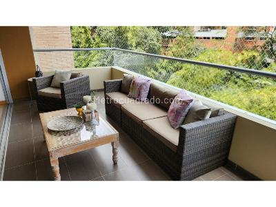 Apartamento de 3 alcobas en venta en Loma Del Esmeraldal, Envigado, 155 m² · foto 2 de 20