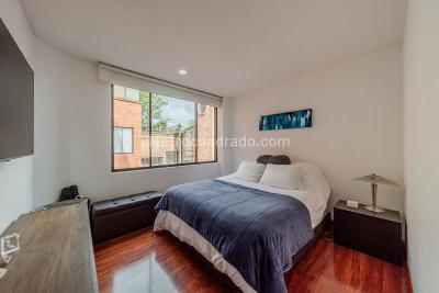 Apartamento de 3 alcobas en venta en Santa Barbara Occidental, Bogotá, 140 m² · foto 9 de 14