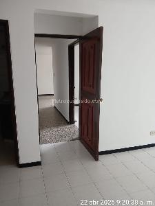 Apartamento de 3 alcobas en venta en Granada, Cali, 99 m² · foto 8 de 15