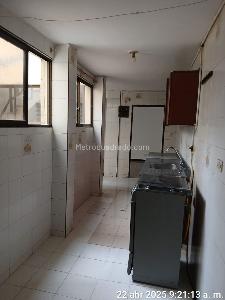 Apartamento de 3 alcobas en venta en Granada, Cali, 99 m² · foto 13 de 15